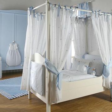 Traumhaftes Kinderbett von Annette Frank