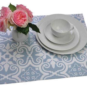 Blau-weißes Tischset von Peppa Grace