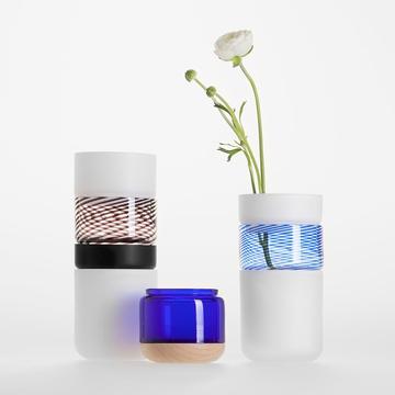 Vielen Dank für die Blumen! Maija Puoskari designt Vasen-Serie 