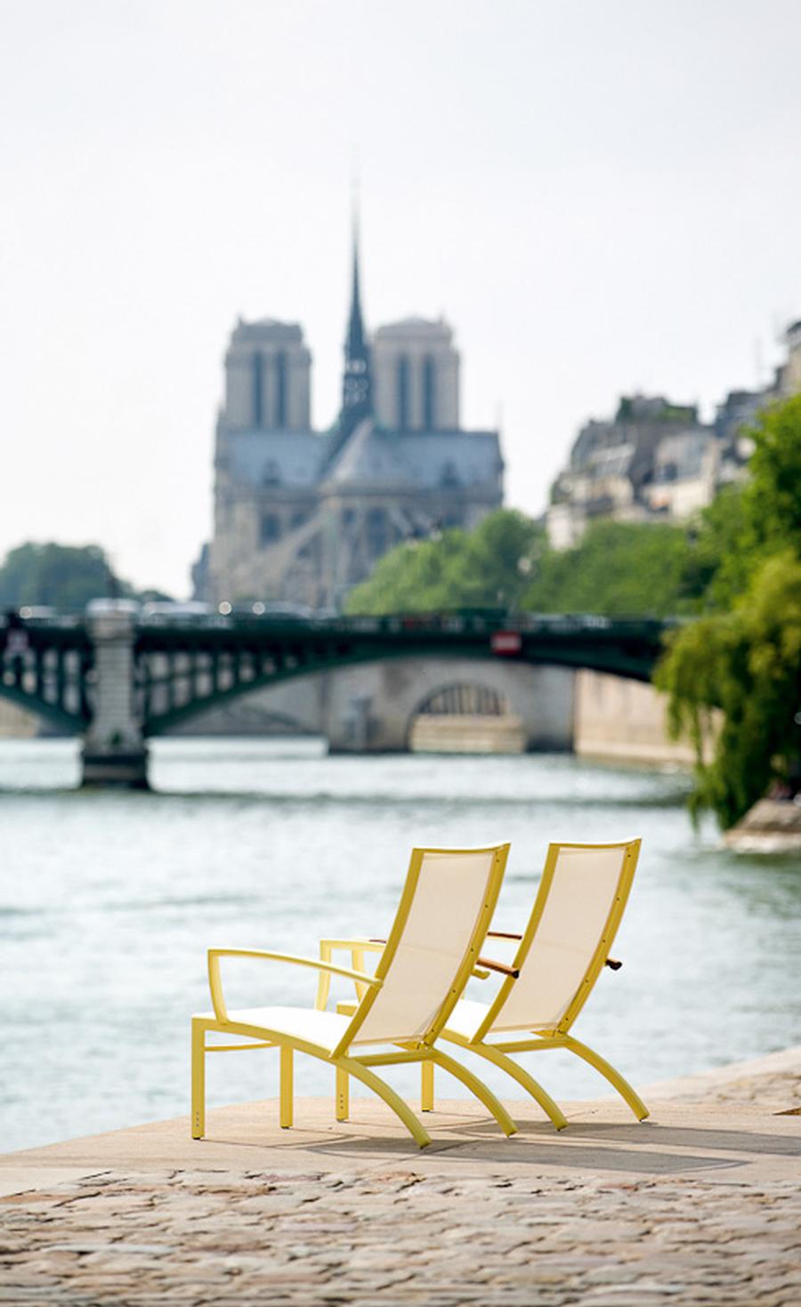 Bild: Armlehnstuhl von EGO Paris