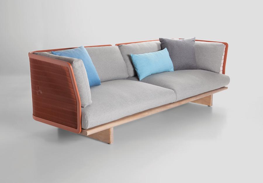 Bild: Sofa aus der Mesh-Kollektion von Kettal