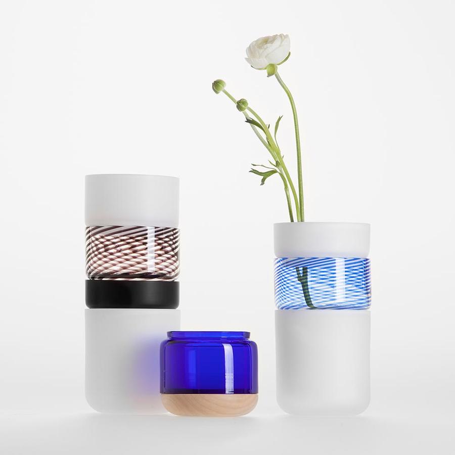 Bild: Vielen Dank für die Blumen! Maija Puoskari designt Vasen-Serie 