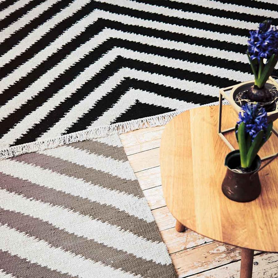 Bild: Teppich-Kollektion BY DAY BY NIGHT von Carpets & Co